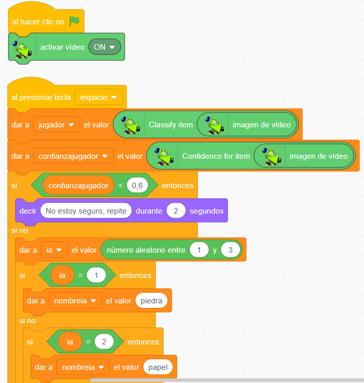 Bloques de Scratch: activar vídeo, lectura de la jugada con Classify item y comprobación de la confianza.